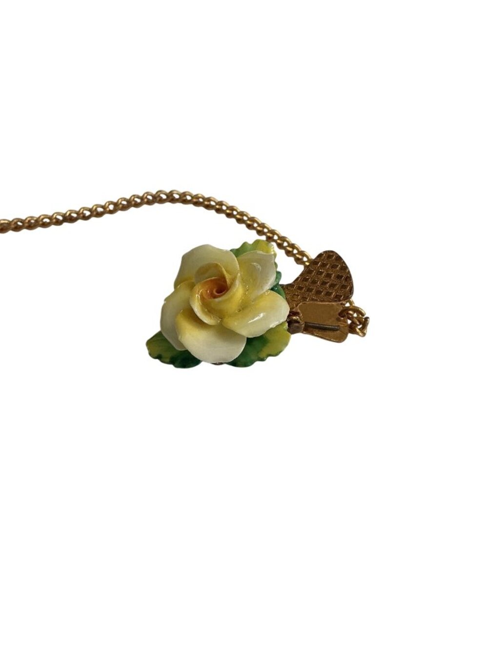 Vintage Porcelain Yellow Rose Sweater Clip With Gold-Tone Chain And Textured Cli - Picture 6 of 10